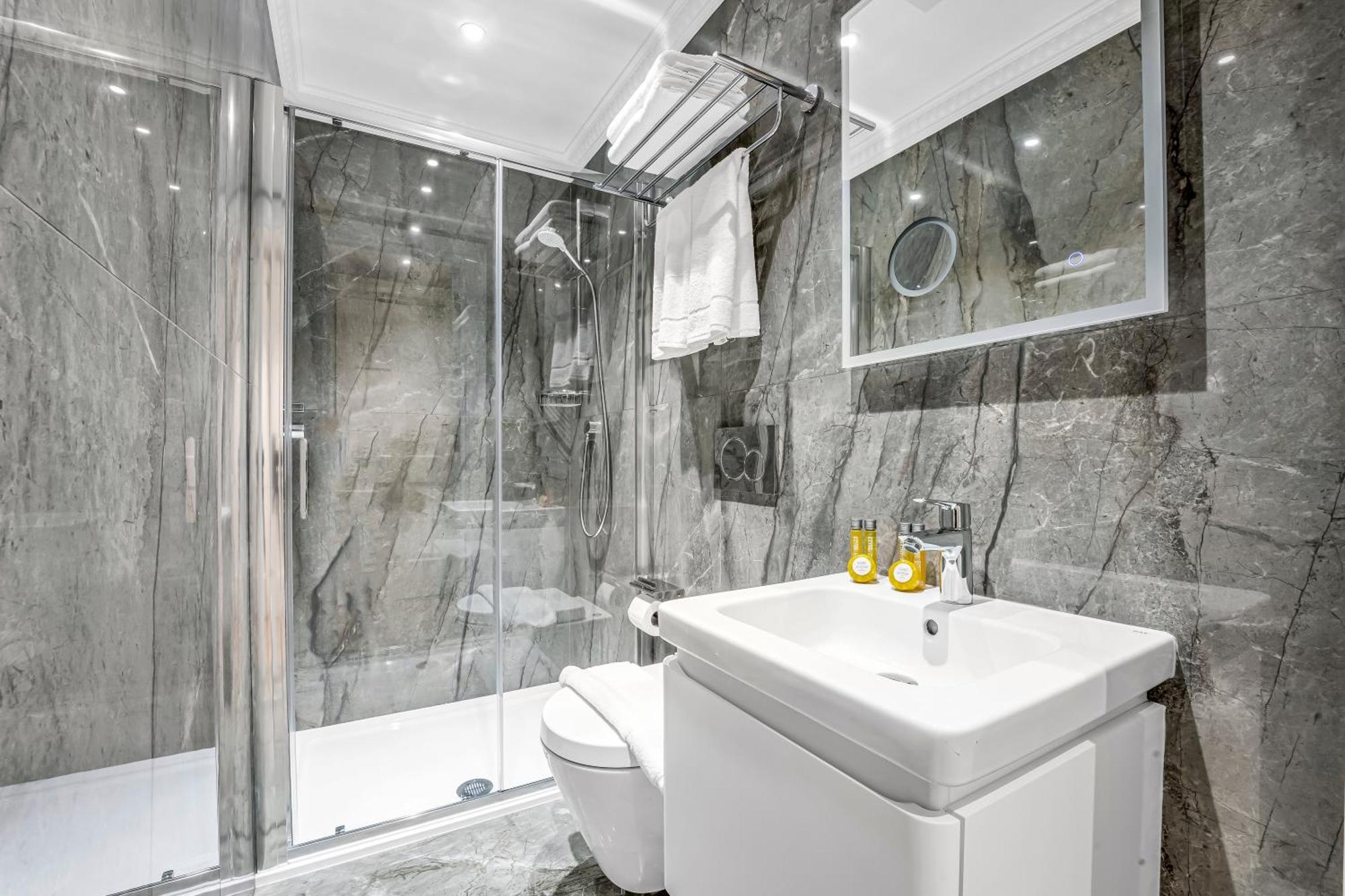 Cleveland Residences Bloomsbury لندن الغرفة الصورة